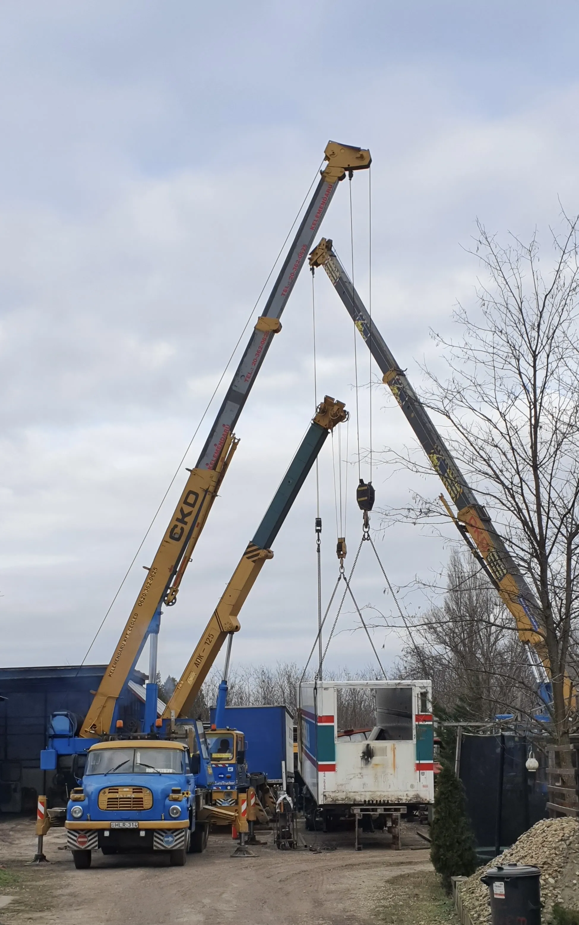 Kelemen Daru - Építőipari daruzás